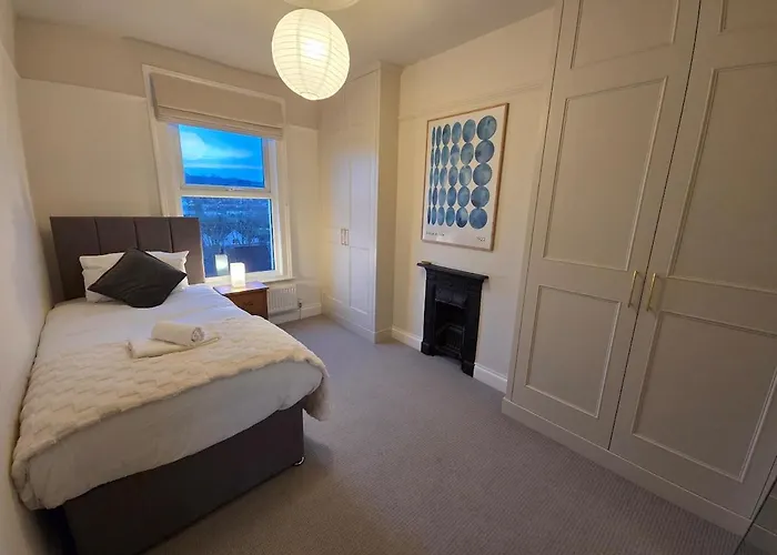 East Lynne House By Cliftonvalley Casa de Férias Bristol