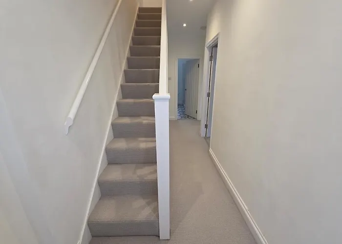 East Lynne House By Cliftonvalley Bristol