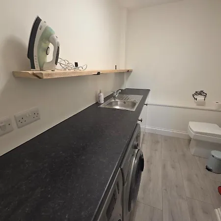 East Lynne House By Cliftonvalley בריסטול