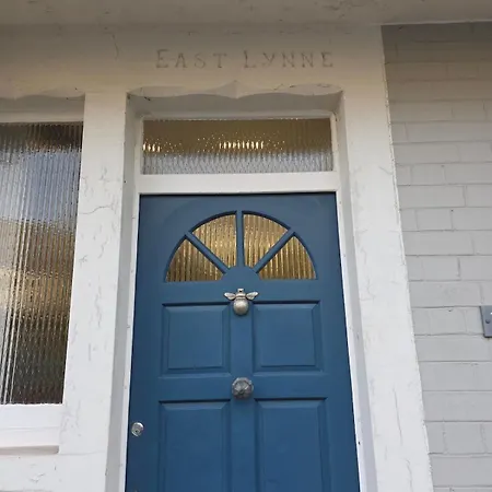 East Lynne House By Cliftonvalley *