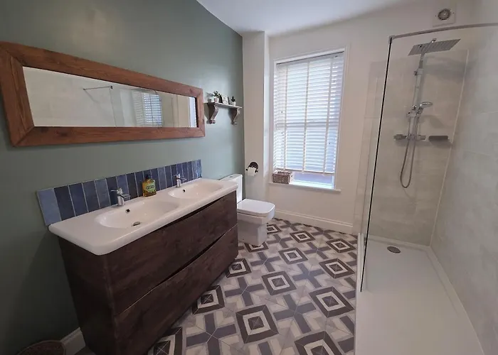 East Lynne House By Cliftonvalley בית נופש בריסטול