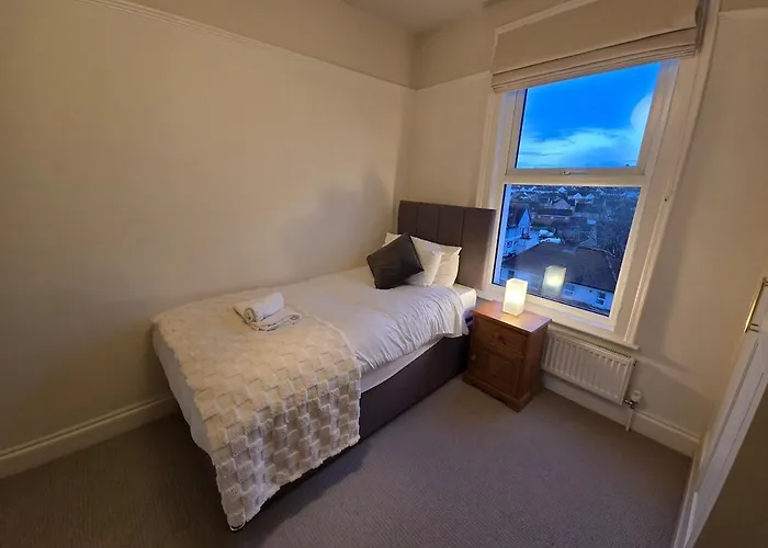 East Lynne House By Cliftonvalley בית נופש